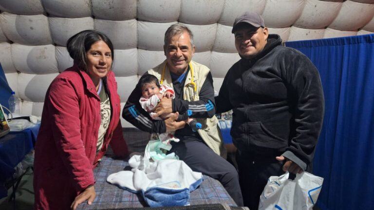 Jujuy, Dr Gustavo Farruggia en consultation